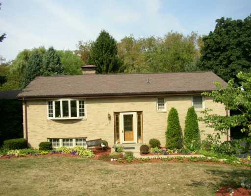 2429 Nicholson Road Franklin Park, PA 15143 - Photo 1 of 8 Exterior Front.