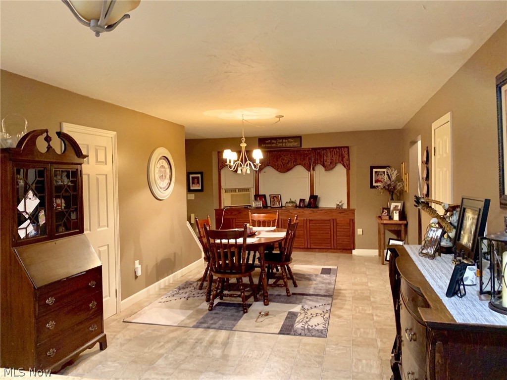 16645 Nauvoo Road Middlefield, OH 44062 - Photo 8 of 35