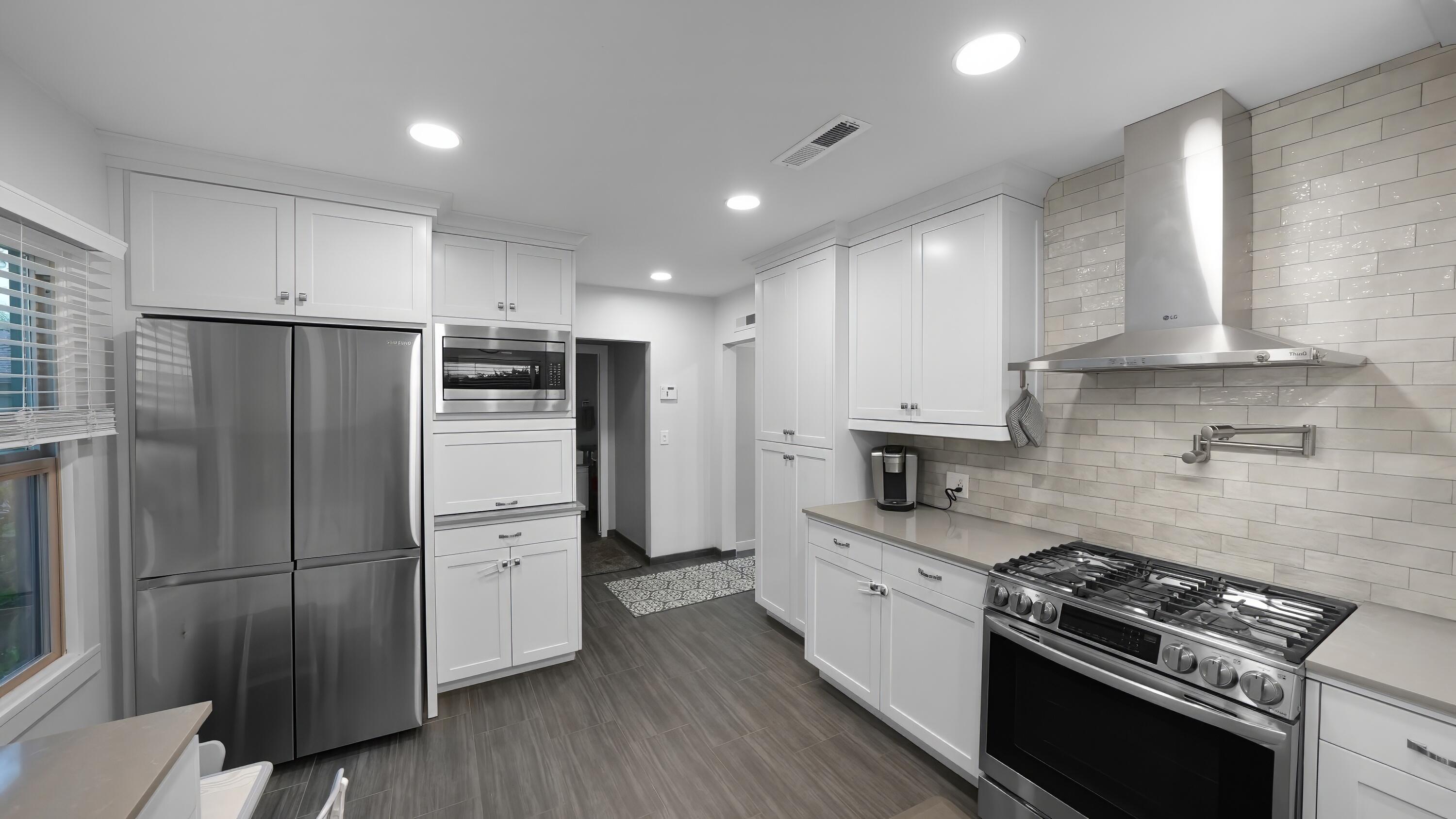 651 South Cornucopia Road Exeter, CA 93221 - Photo 13 of 42 10