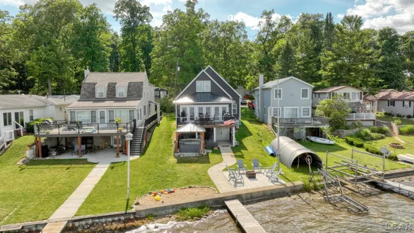 $899,000 | 7296 Walnut Hill Road, Manitou Beach, MI 49253