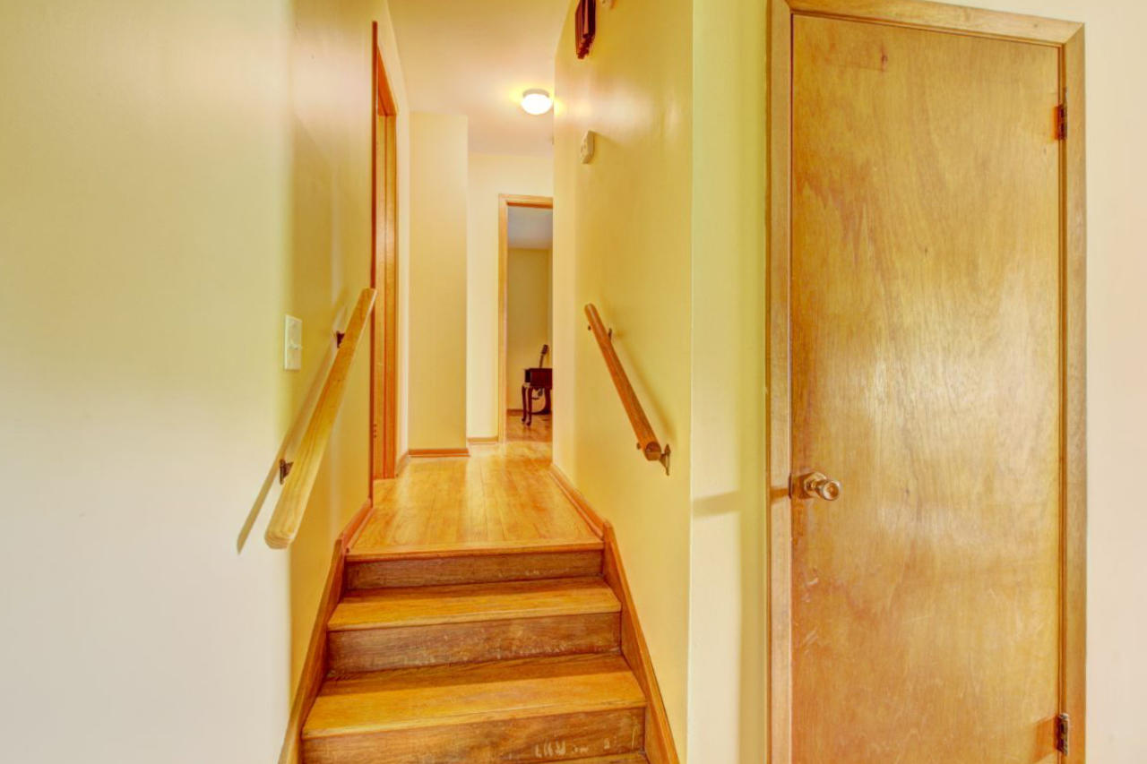3721 Cherrylog Road Knoxville, TN 37921 - Photo 12 of 35 Half Story Up