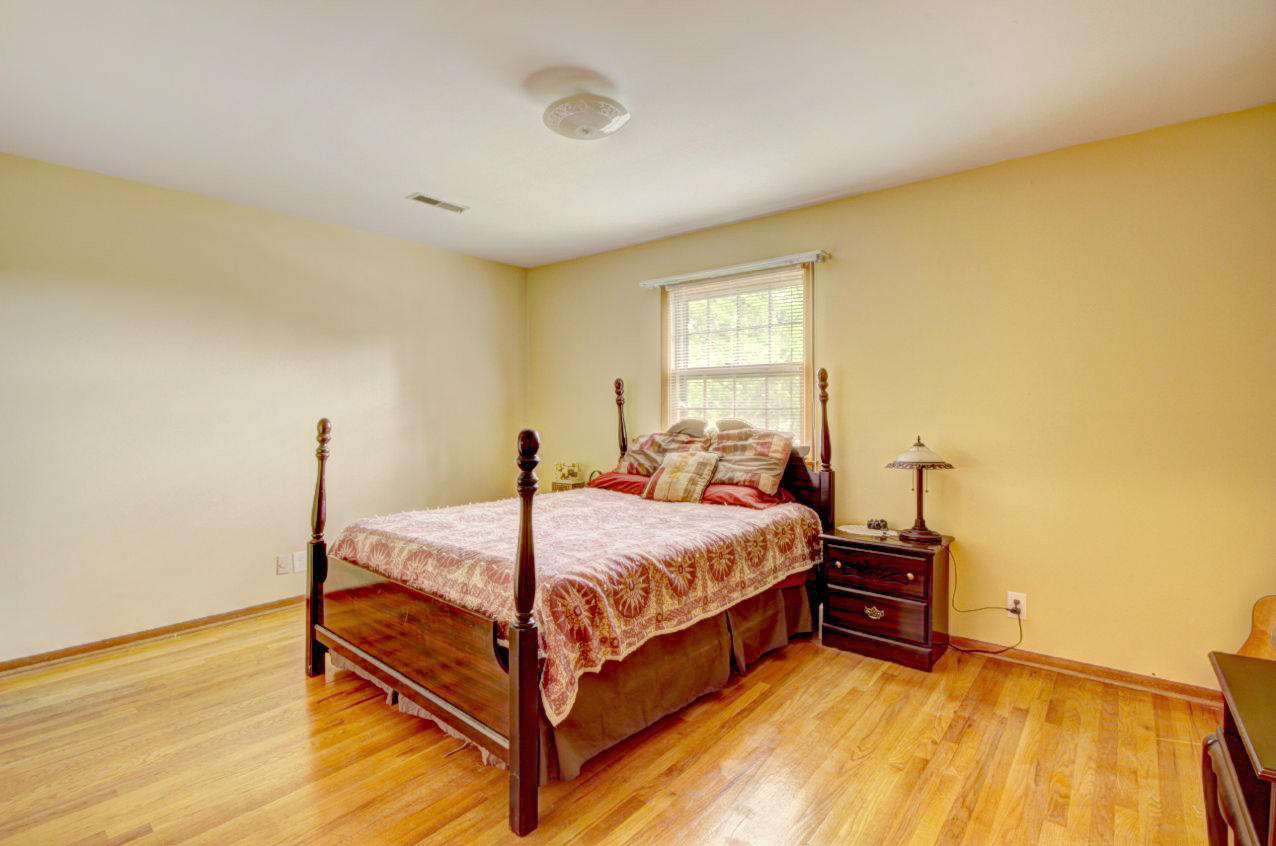 3721 Cherrylog Road Knoxville, TN 37921 - Photo 17 of 35 Master Suite