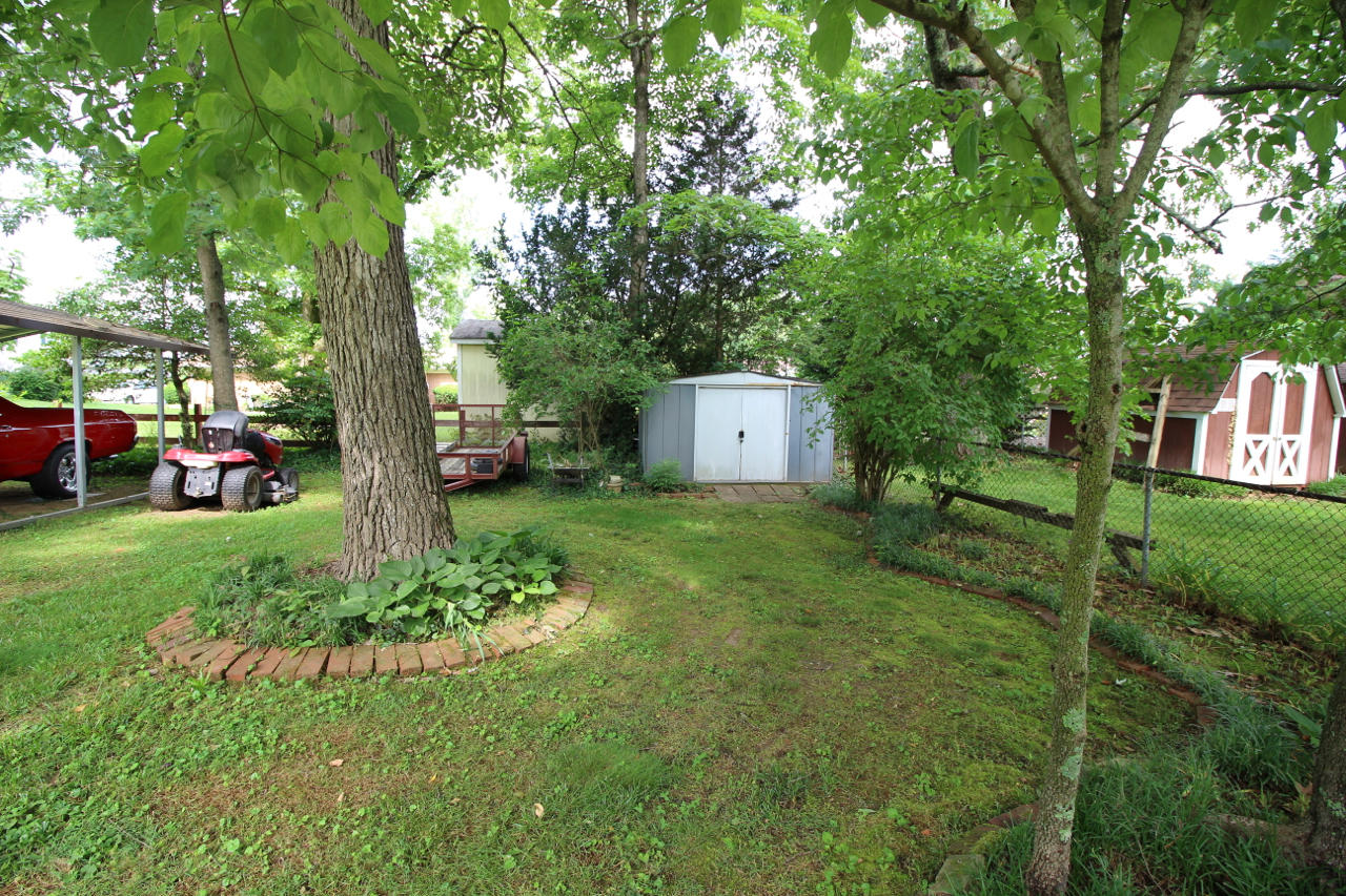 3721 Cherrylog Road Knoxville, TN 37921 - Photo 30 of 35 Shed