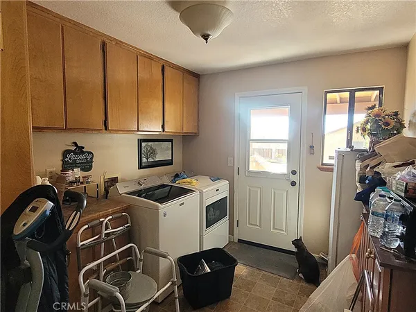 $445,000 | 23677 Cahuilla Road, Apple Valley, CA 92307