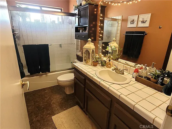 $445,000 | 23677 Cahuilla Road, Apple Valley, CA 92307