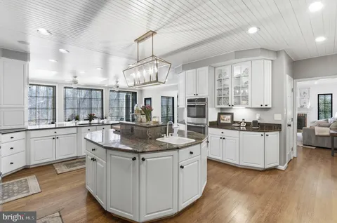 $1,650,000 | 6813 Brimstone Lane, Fairfax Station, VA 22039