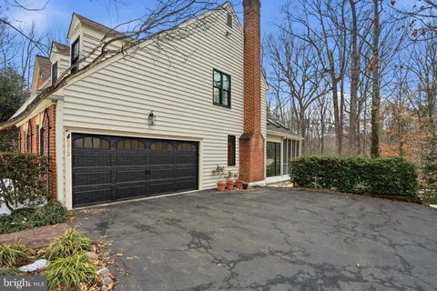 $1,650,000 | 6813 Brimstone Lane, Fairfax Station, VA 22039