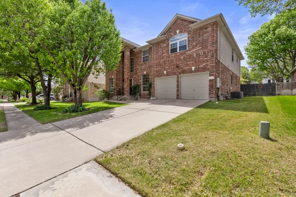 $549,000 | 1100 Vanderbilt Circle, Pflugerville, TX 78660