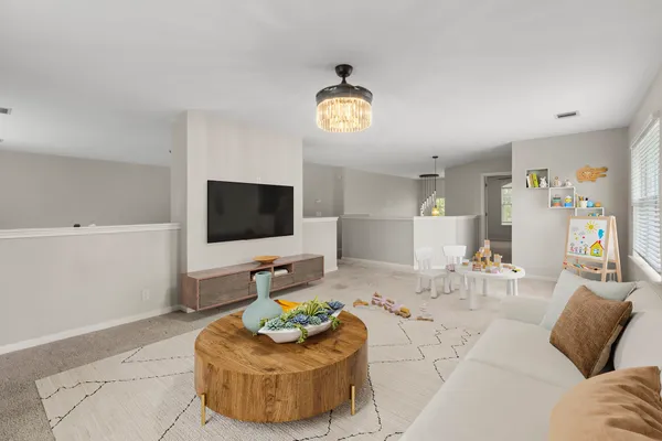 $549,000 | 1100 Vanderbilt Circle, Pflugerville, TX 78660