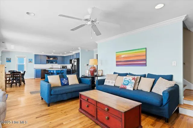 $1,895,000 | 1033 Ocean Boulevard West, Holden Beach, NC 28462