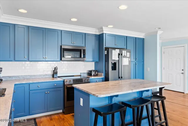 $1,895,000 | 1033 Ocean Boulevard West, Holden Beach, NC 28462