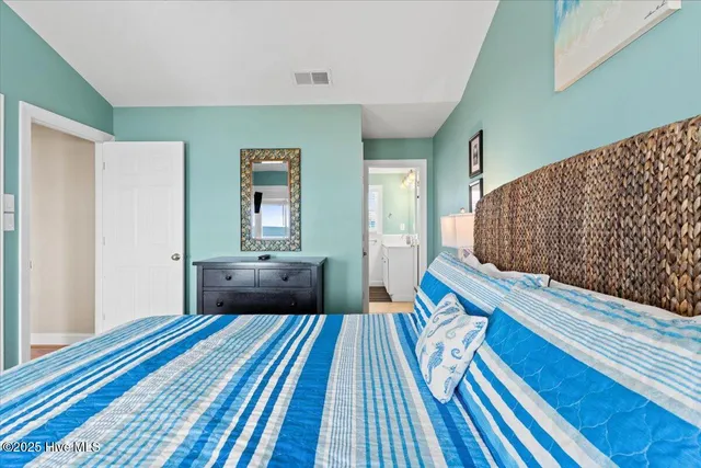 $1,895,000 | 1033 Ocean Boulevard West, Holden Beach, NC 28462