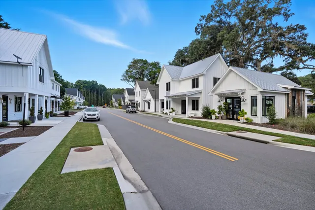 $1,340,000 | 532-536 Hayes Pk Boulevard, Johns Island, SC 29455