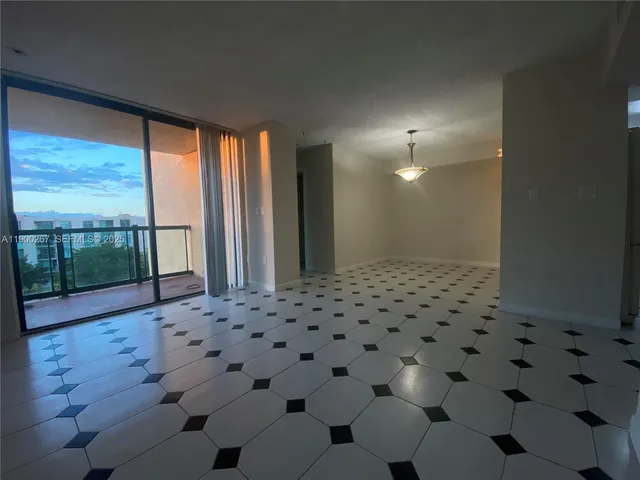 $2,200 | 11800 Southwest 18th Street, Unit 5144, Miami, FL 33175