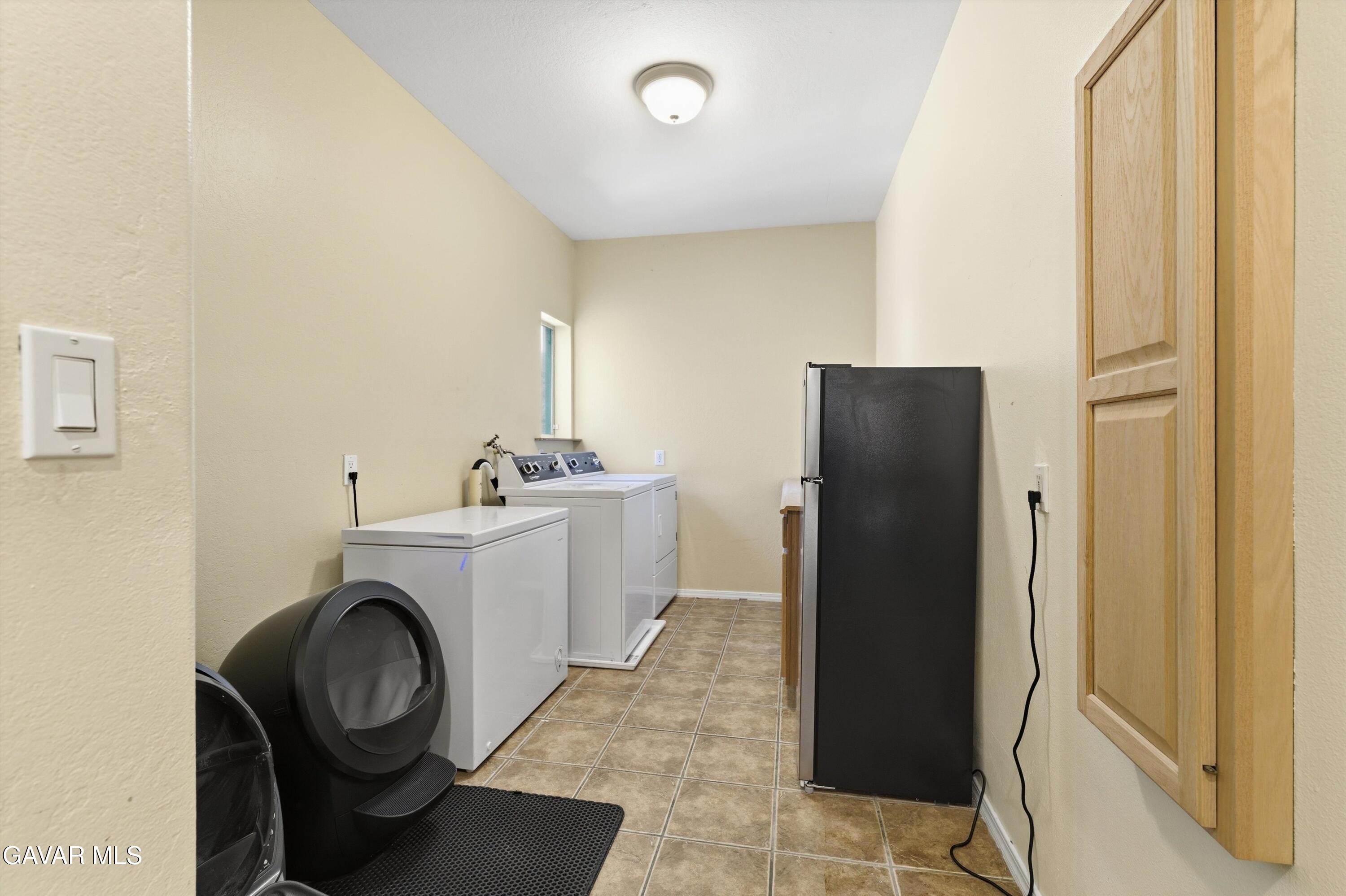 20761 Schout Road Tehachapi, CA 93561 - Photo 29 of 54 39-JYP04573
