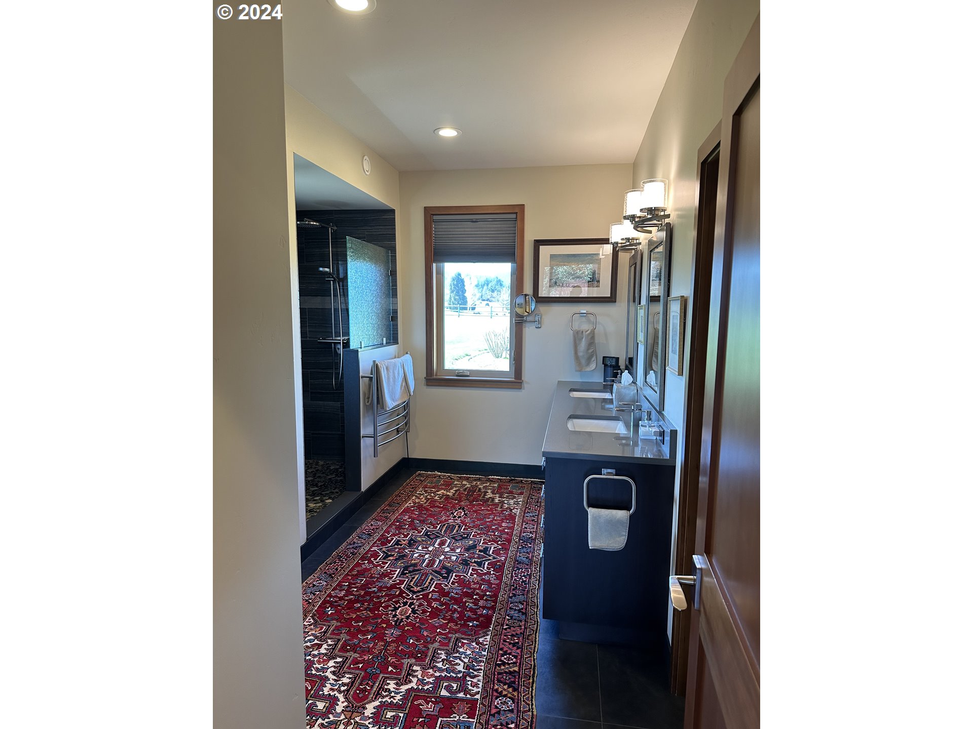 835 Methodist Road Hood River, OR 97031 - Photo 33 of 44 Gallery Image 33