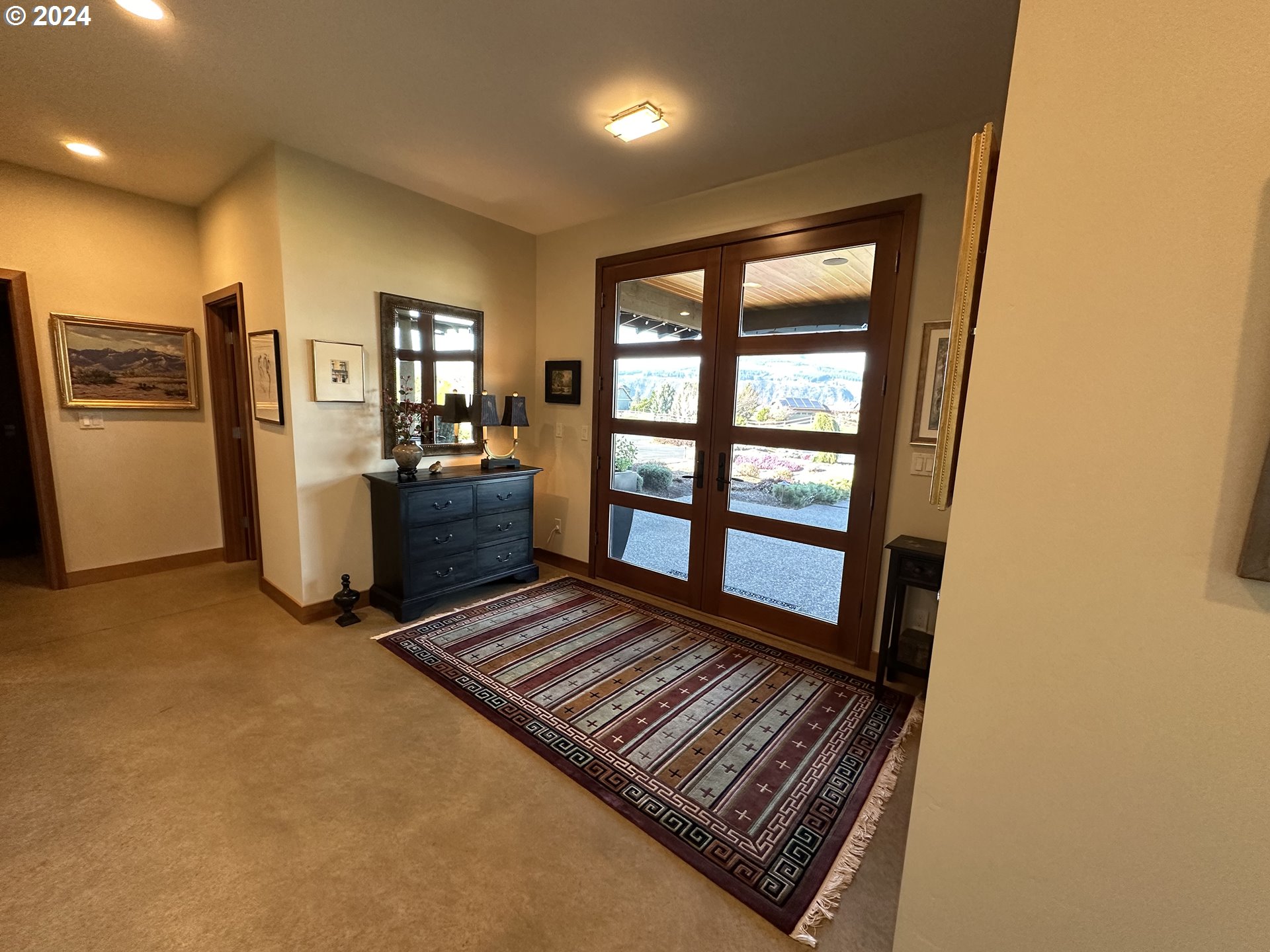 835 Methodist Road Hood River, OR 97031 - Photo 9 of 44 Gallery Image 9