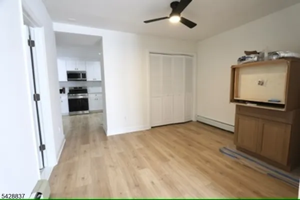 $1,650 | 337 West Clay Avenue, Unit 1, Roselle Park, NJ 07204