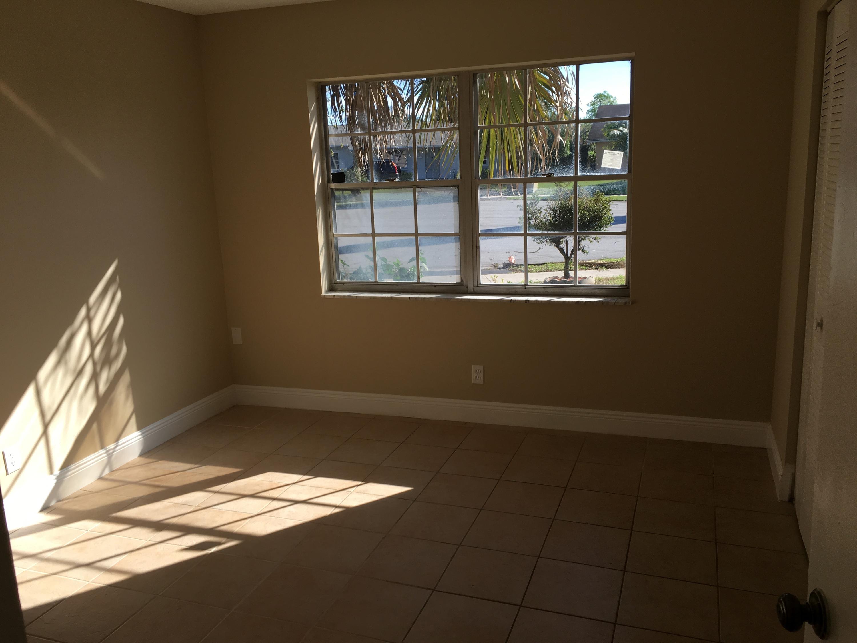 9835 Liberty Court Boca Raton, FL 33434 - Photo 15 of 16 IMG_6154