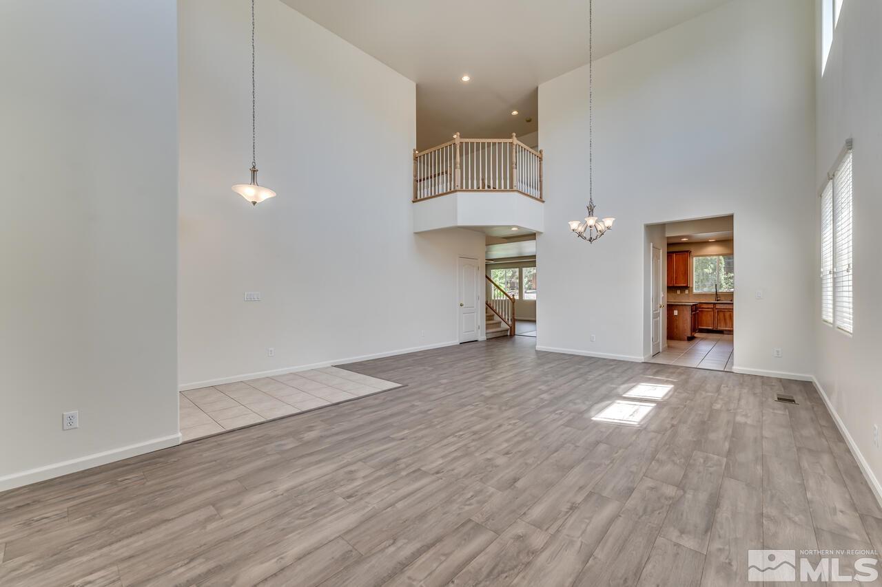 10880 Dancing Aspen Drive Reno, NV 89521 - Photo 5 of 40 Photo 5