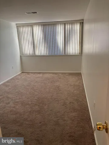 $1,900 | 4410 Briarwood Court North, Unit 13, Annandale, VA 22003