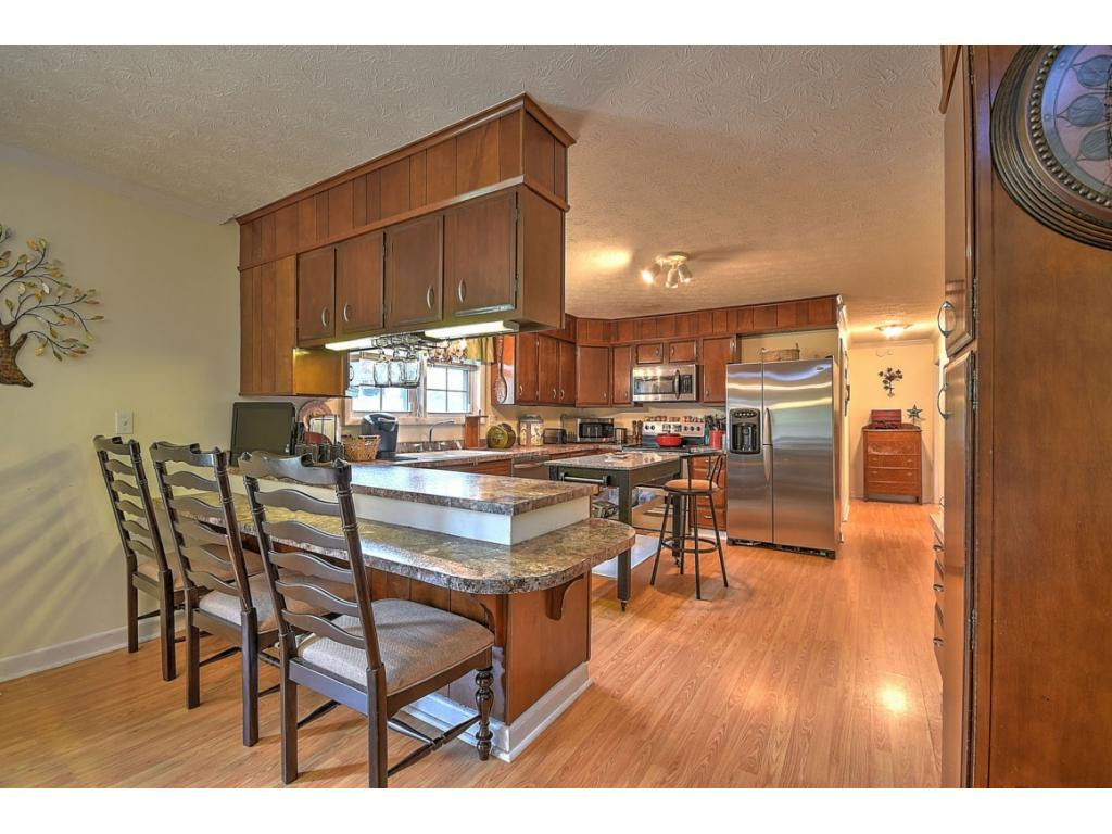 209 Chadwell Road Kingsport, TN 37660 - Photo 7 of 35 Photo 7