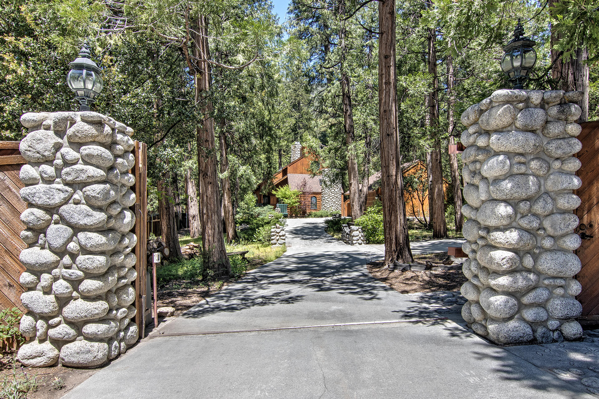 25319 Fern Valley Road Idyllwild, CA 92549 - Photo 3 of 77 _MG_3735b