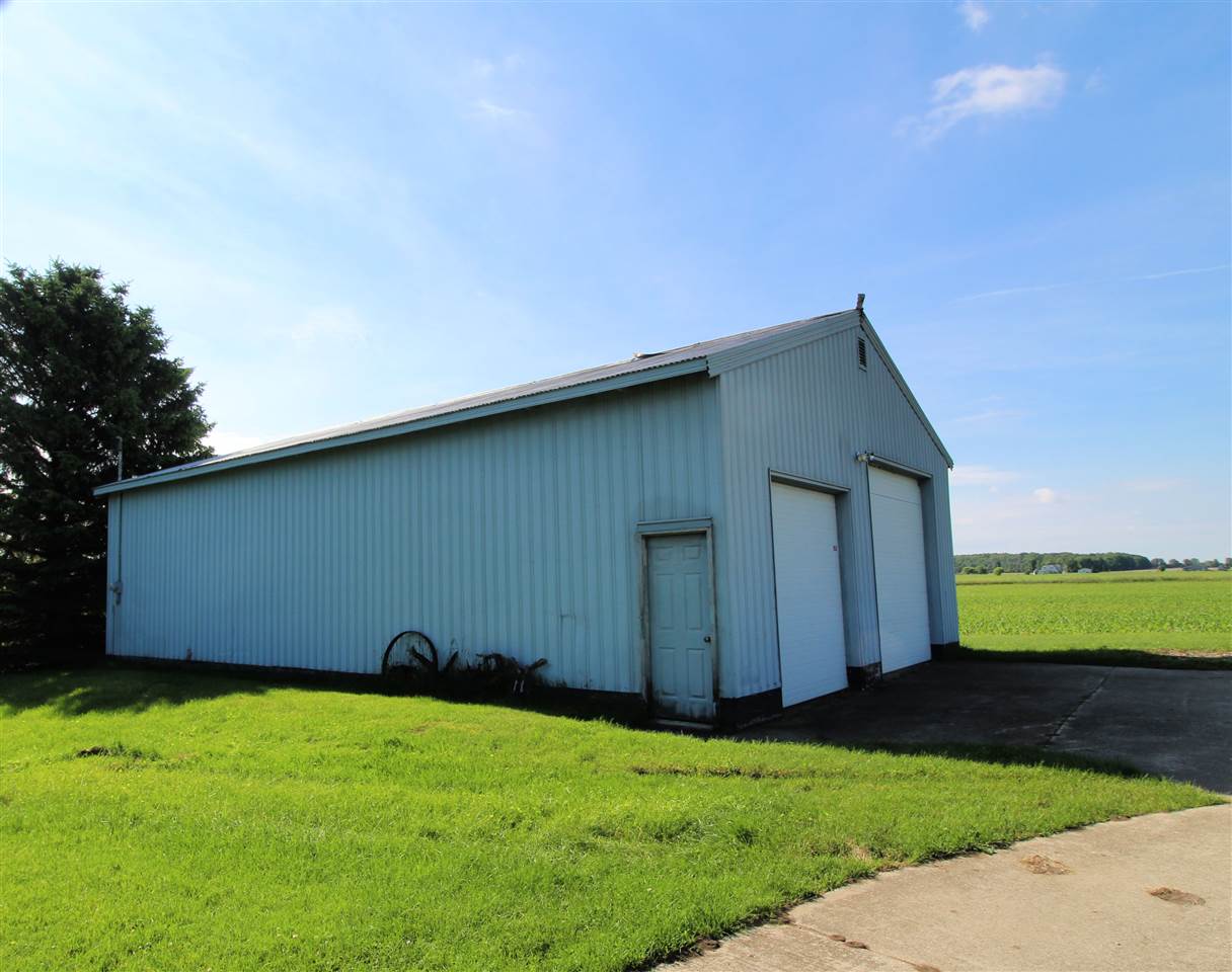 15493 Amman Road Chesaning, MI 48616 - Photo 16 of 26 31384304-15.JPG