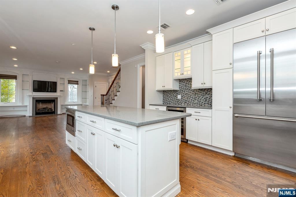 15 Woodland Road Cresskill, NJ 07626 - Photo 13 of 34