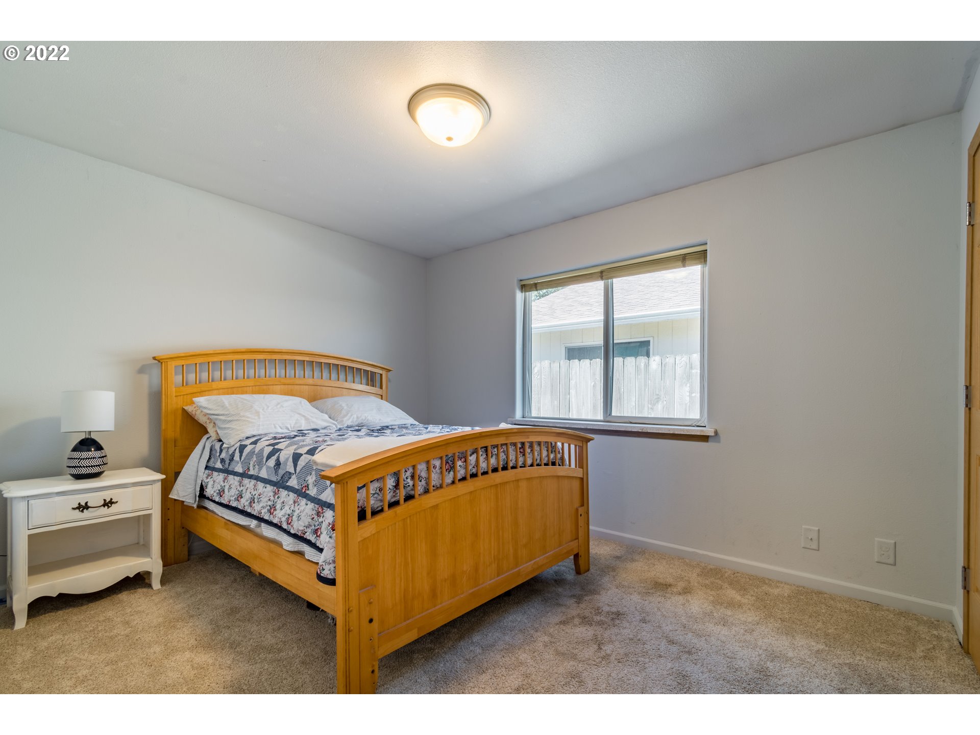 1944 Anthony Way Eugene, OR 97404 - Photo 17 of 28