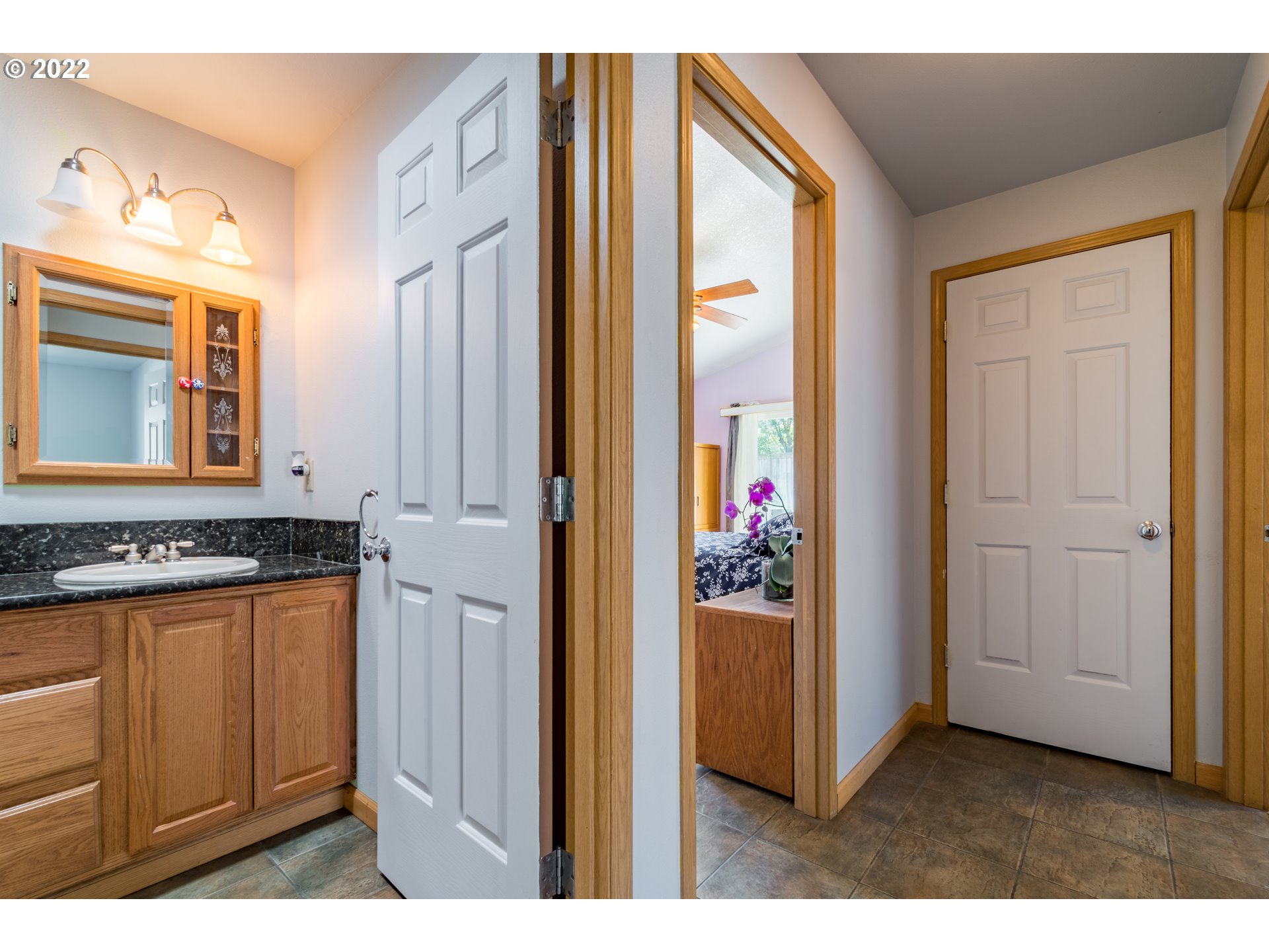 1944 Anthony Way Eugene, OR 97404 - Photo 21 of 28