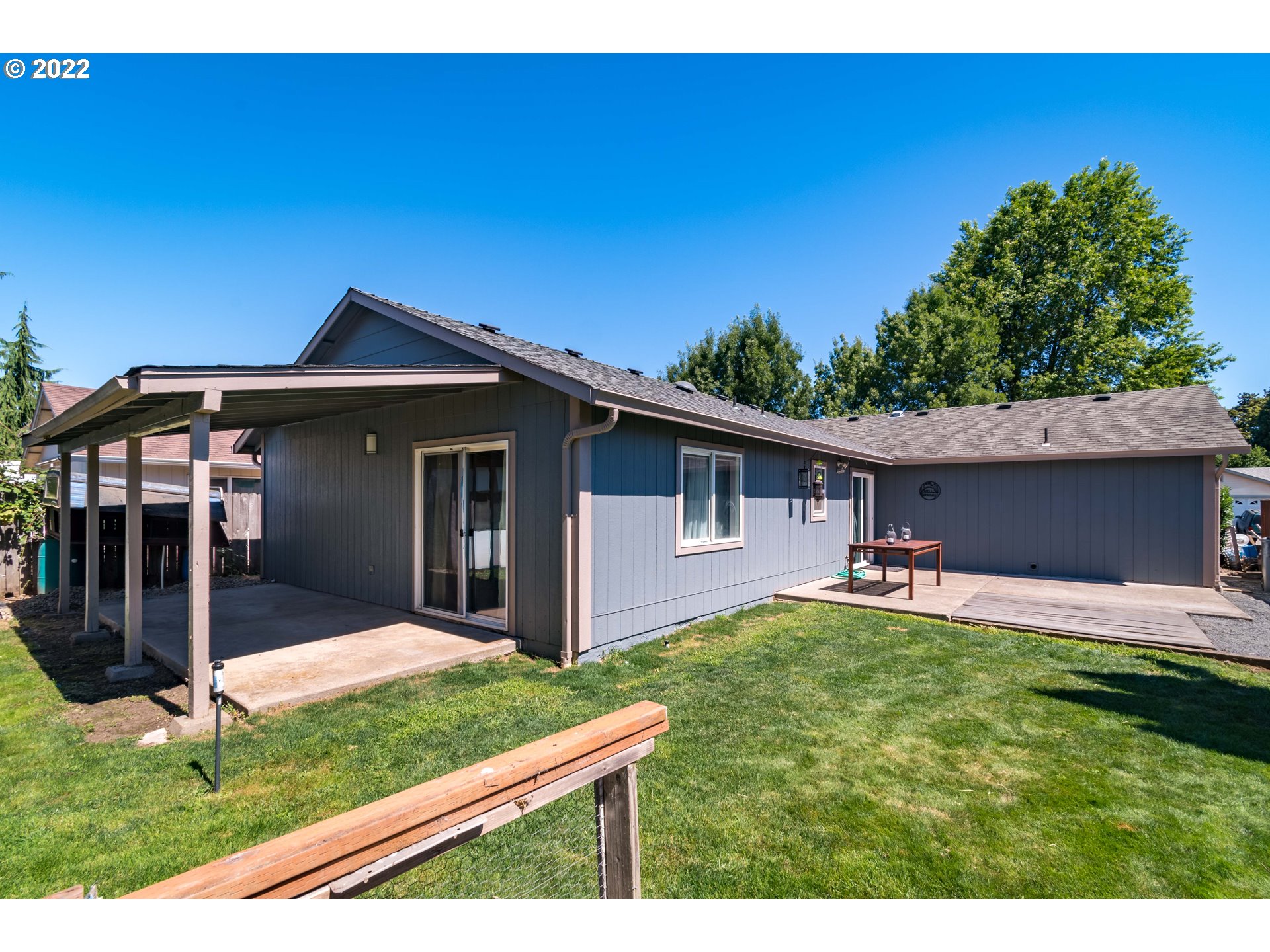 1944 Anthony Way Eugene, OR 97404 - Photo 28 of 28