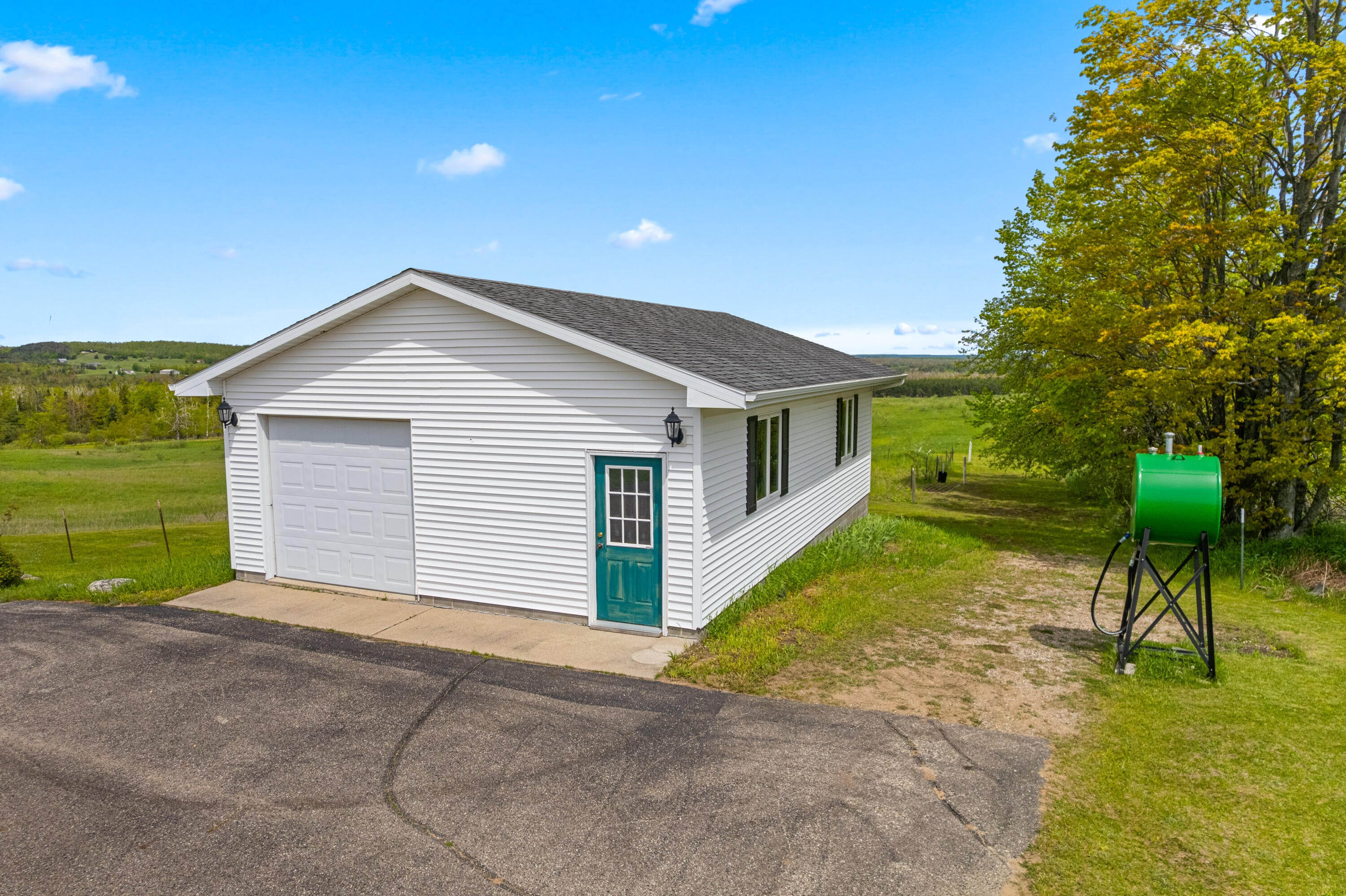 2180 Poquette Road Gaylord, MI 49735 - Photo 36 of 46 Gallery Image 36