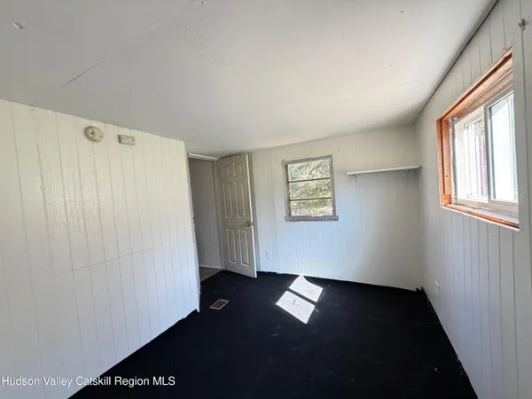 $1,250 | 384 Glenerie Boulevard, Saugerties, NY 12477