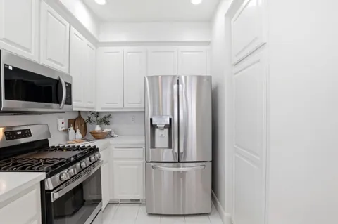 $1,398,000 | 522 Porpoise Bay Terrace, Unit A, Sunnyvale, CA 94089