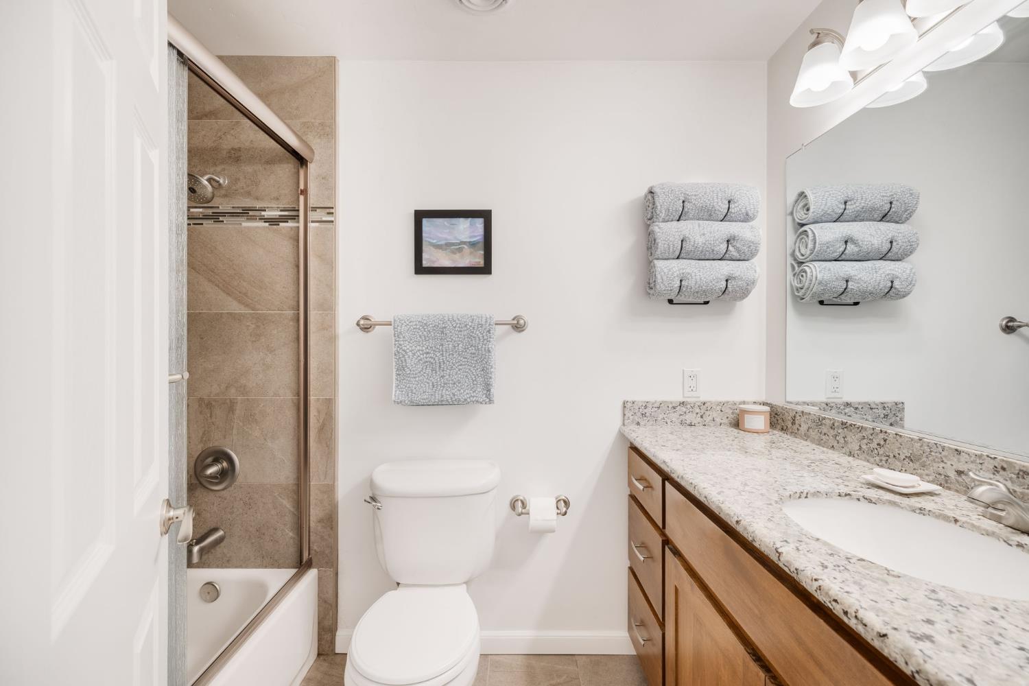 5573 Butano Way Rocklin, CA 95677 - Photo 16 of 56