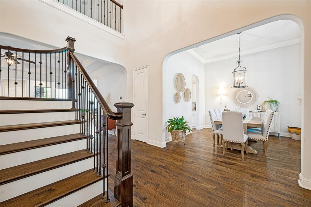 2531 Sage Ridge Drive Frisco, TX 75034 - Photo 3 of 39