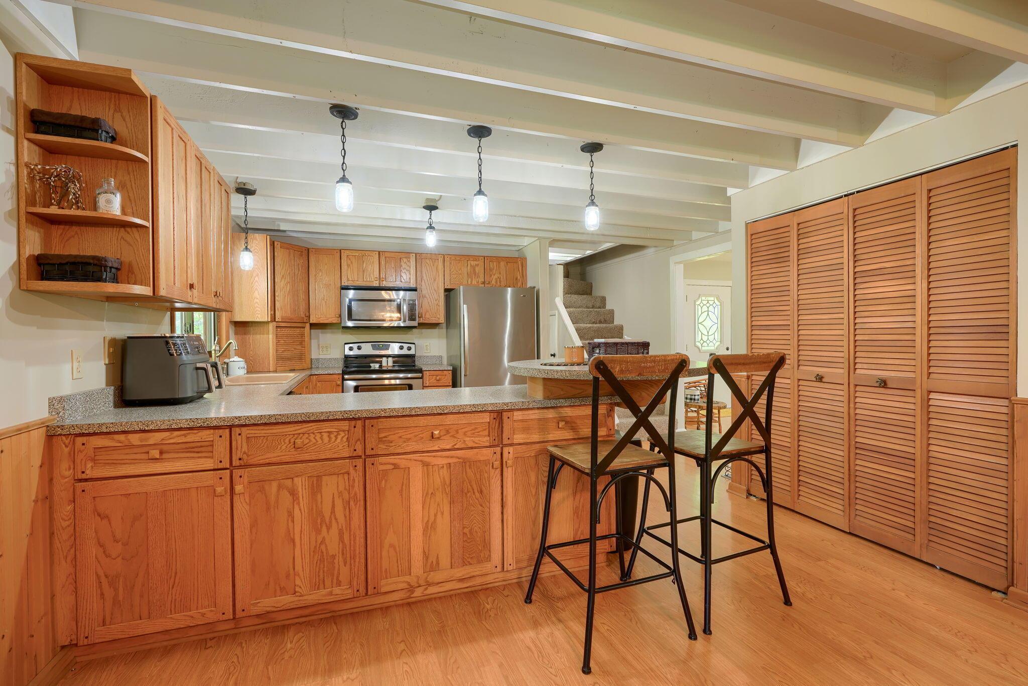 335 Pine Ridge Road Jackson, OH 45640 - Photo 23 of 49 22. Kitchen Area (1)