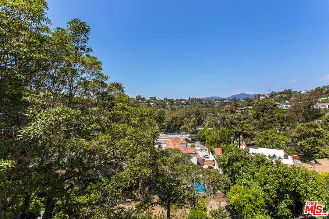 267 Mabery Road Santa Monica, CA 90402 - Photo 13 of 15 Gallery Image 13