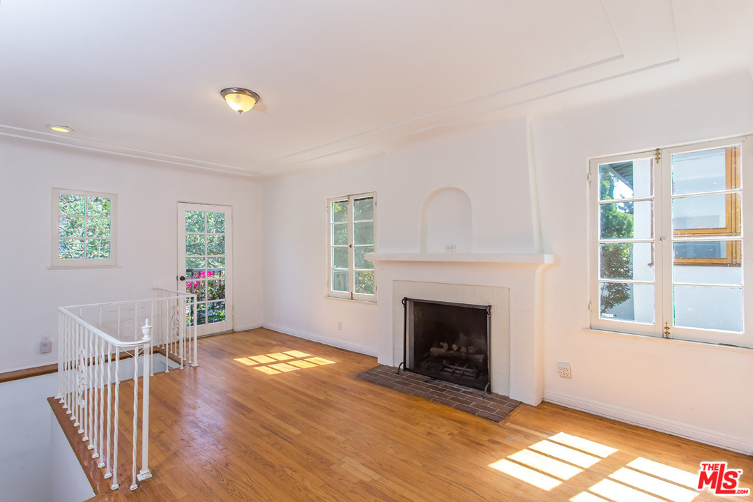 267 Mabery Road Santa Monica, CA 90402 - Photo 7 of 15 Gallery Image 7