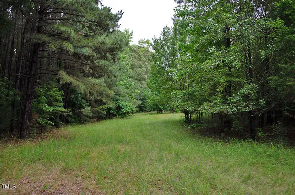 $810,000 | 3111 Old N C 75, Stem, NC 27581