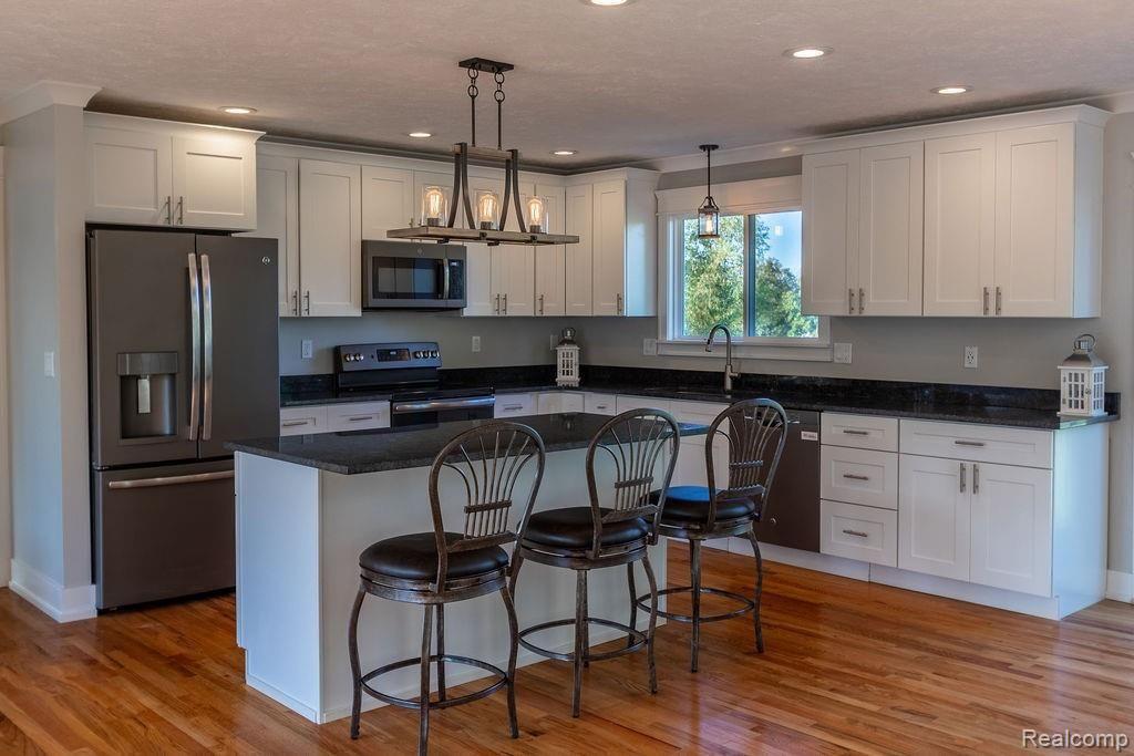694 South Diamond Road Mason, MI 48854 - Photo 16 of 40 16.jpg