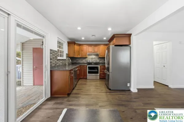 $352,900 | 1241 2nd Avenue, Hellertown, PA 18055