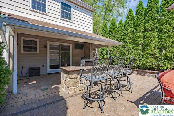 $352,900 | 1241 2nd Avenue, Hellertown, PA 18055