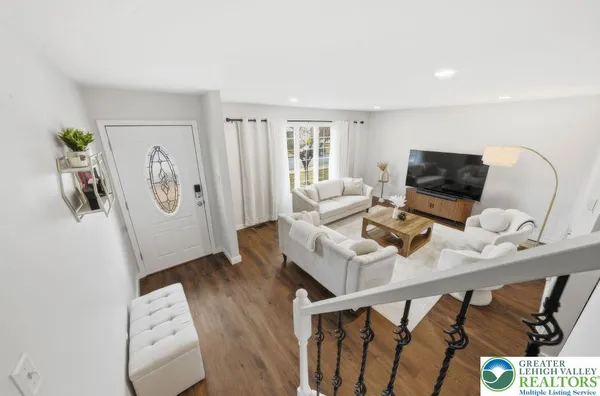 $352,900 | 1241 2nd Avenue, Hellertown, PA 18055