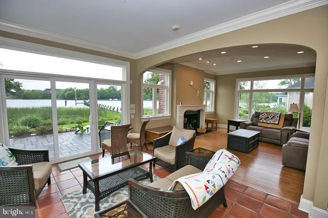 $1,274,900 | 712 Riverside Pines Court, Salisbury, MD 21801