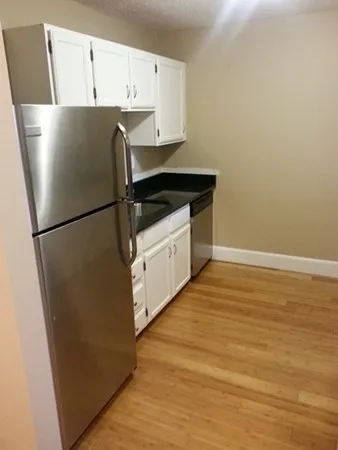 $3,000 | 100 Captains Row, Unit 203, Chelsea, MA 02150