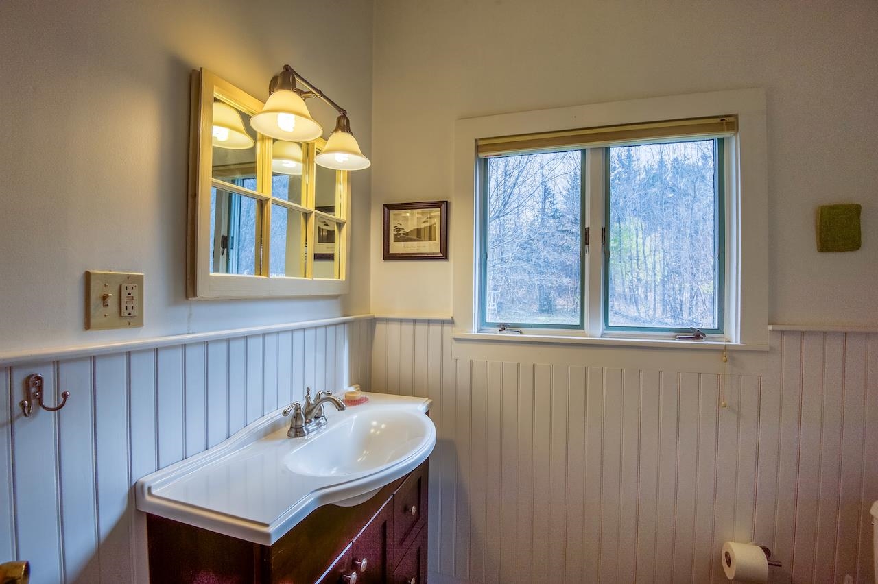 284 Tin Mine Road Jackson, NH 03846 - Photo 13 of 34