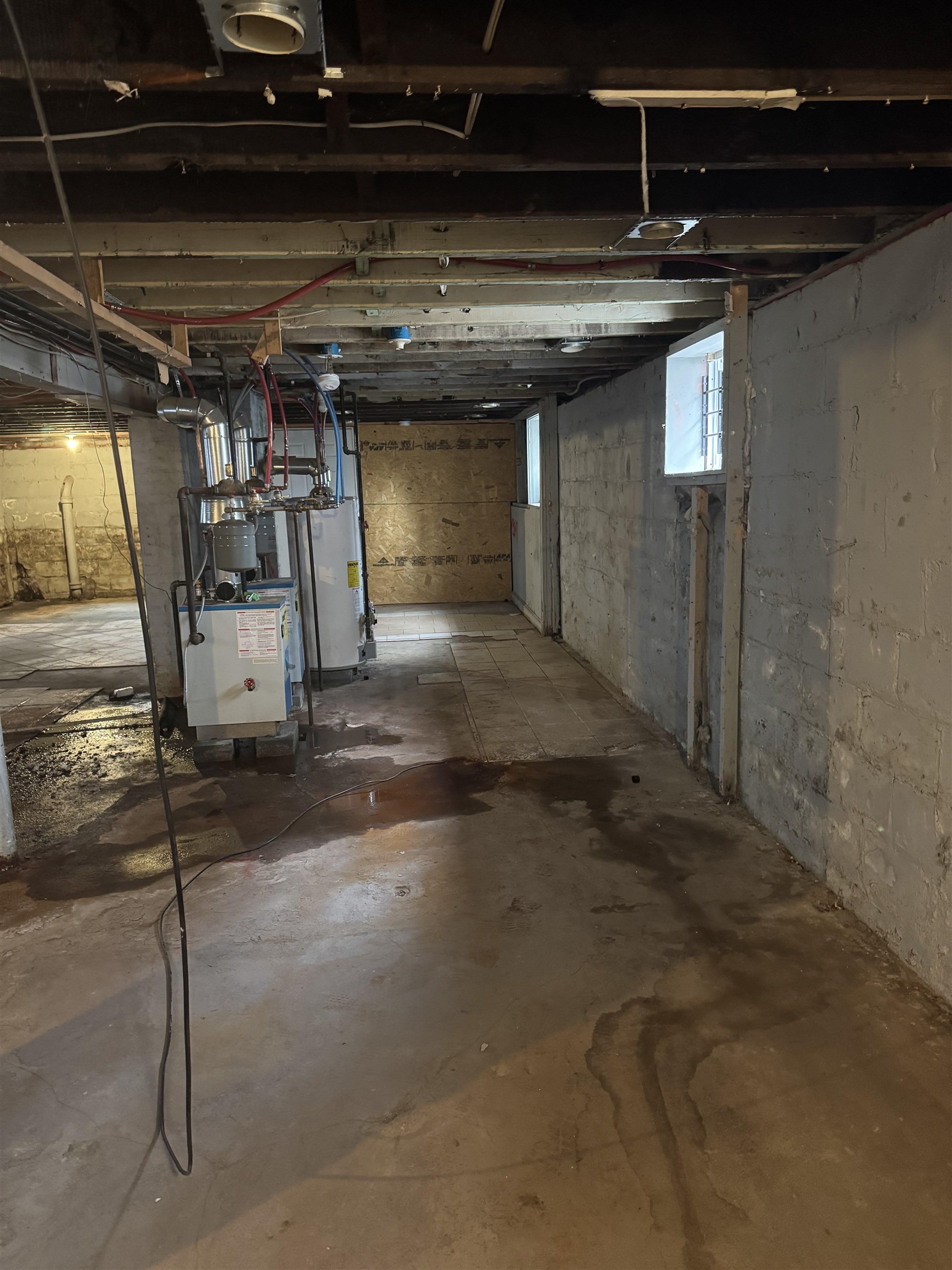 445 South 15th Street Newark, NJ 07103 - Photo 23 of 41 a view of parking area