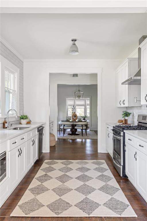 695 Brookline Street Southwest Atlanta, GA 30310 - Photo 11 of 35 Gallery Image 11